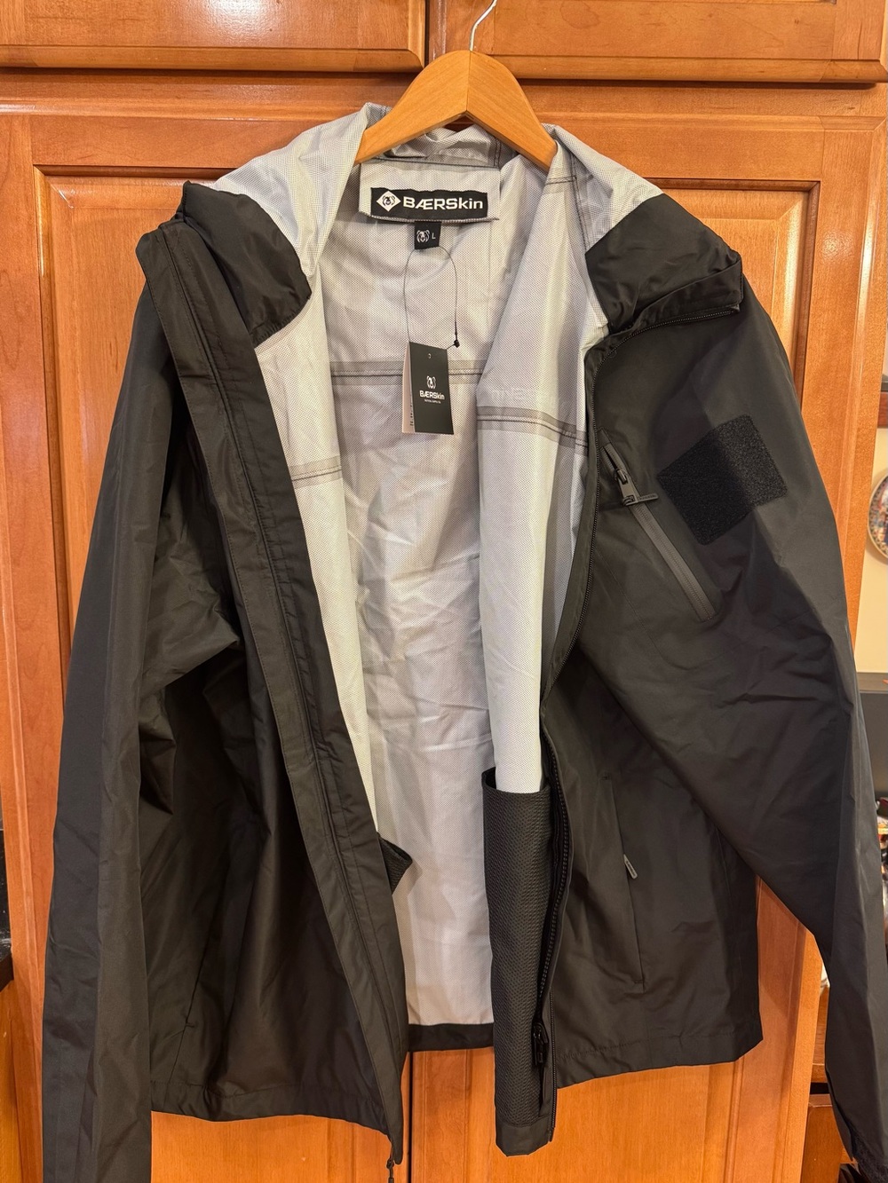 BAERskin Men's Black Hooded Raincoat - Waterproof Outerwear